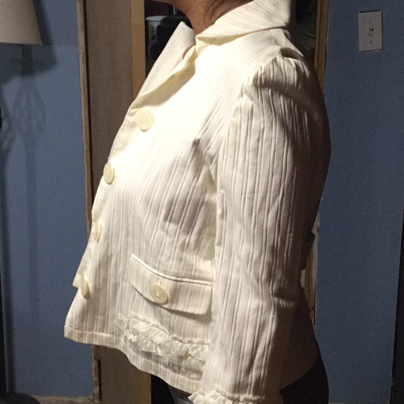 Marc Jacobs white jacket ( I’m Negotiable) - Picture 8 of 8